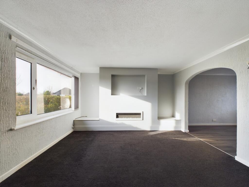 CAM02386G0-PR0098-STILL017