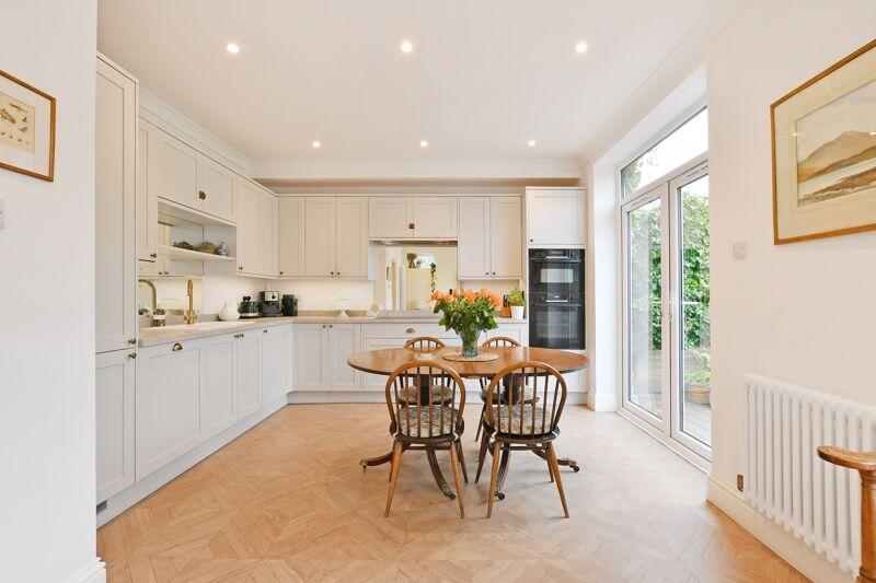 Dining Kitchen 