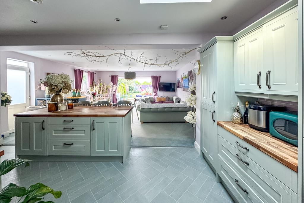 Kitchen/Family Room