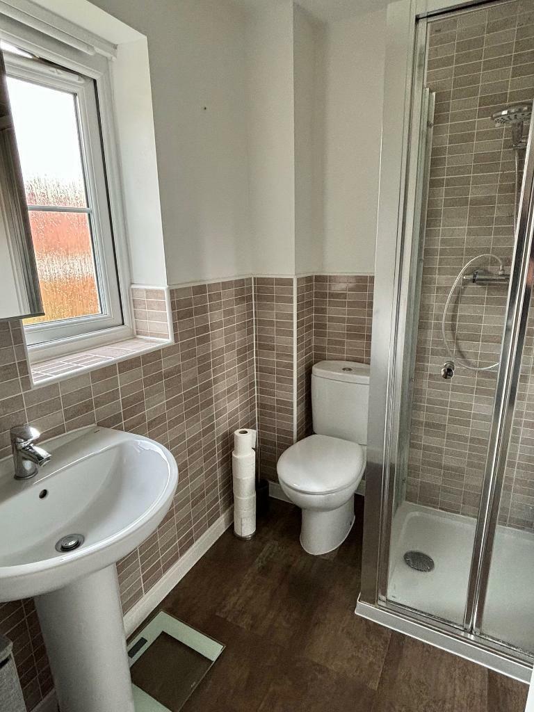 En-Suite Bedroom 1