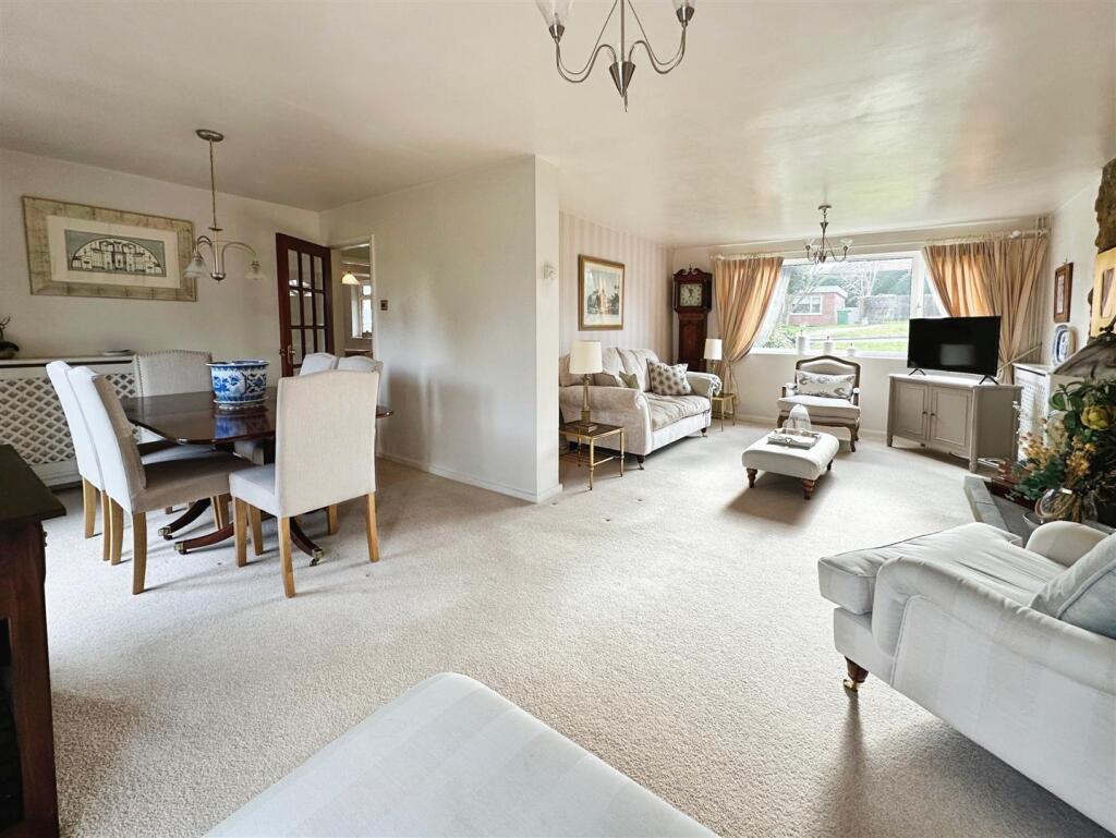 09d1685d-image_picker_8567444D-B874-442B-920C-8561