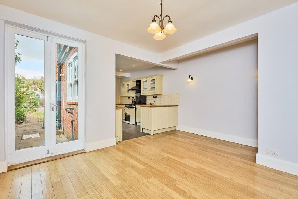 Edward Knight 202...