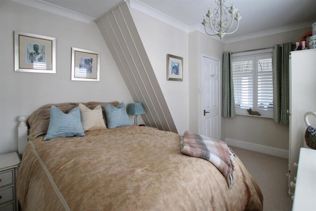 9017296-102597-133840150809432243-28a25217-3dd8-c3