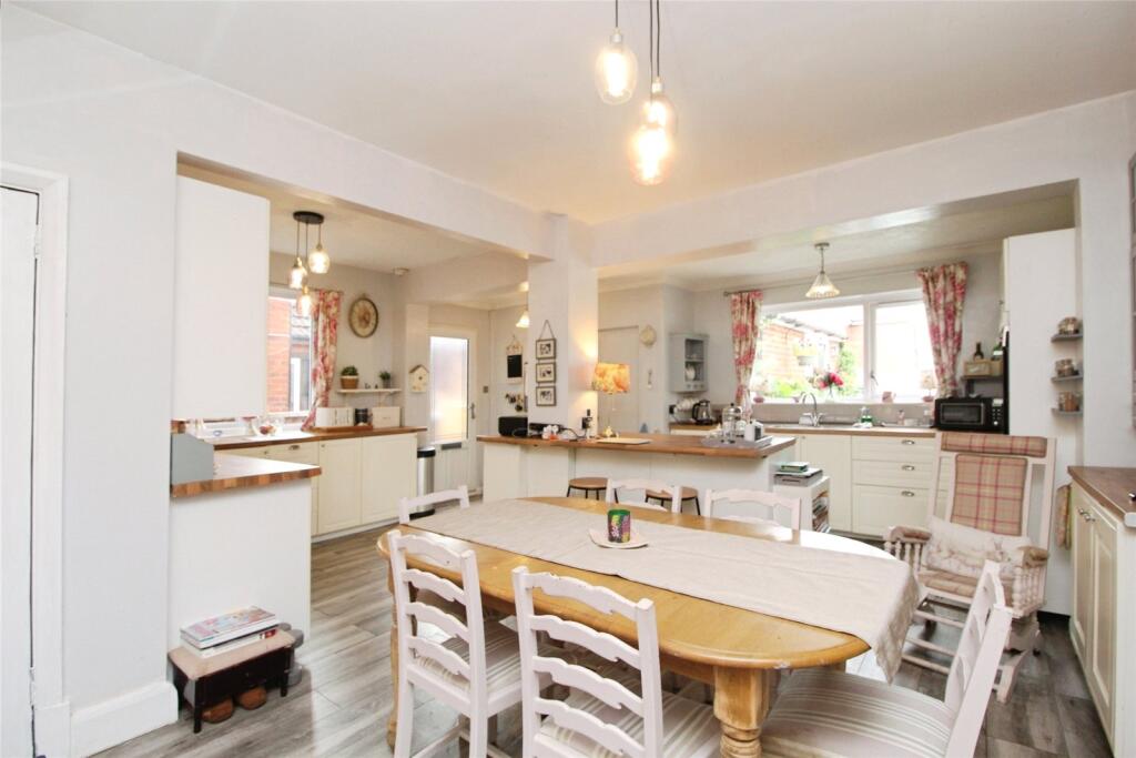 Kitchen/ Diner