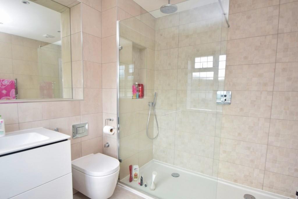 En Suite Shower Room