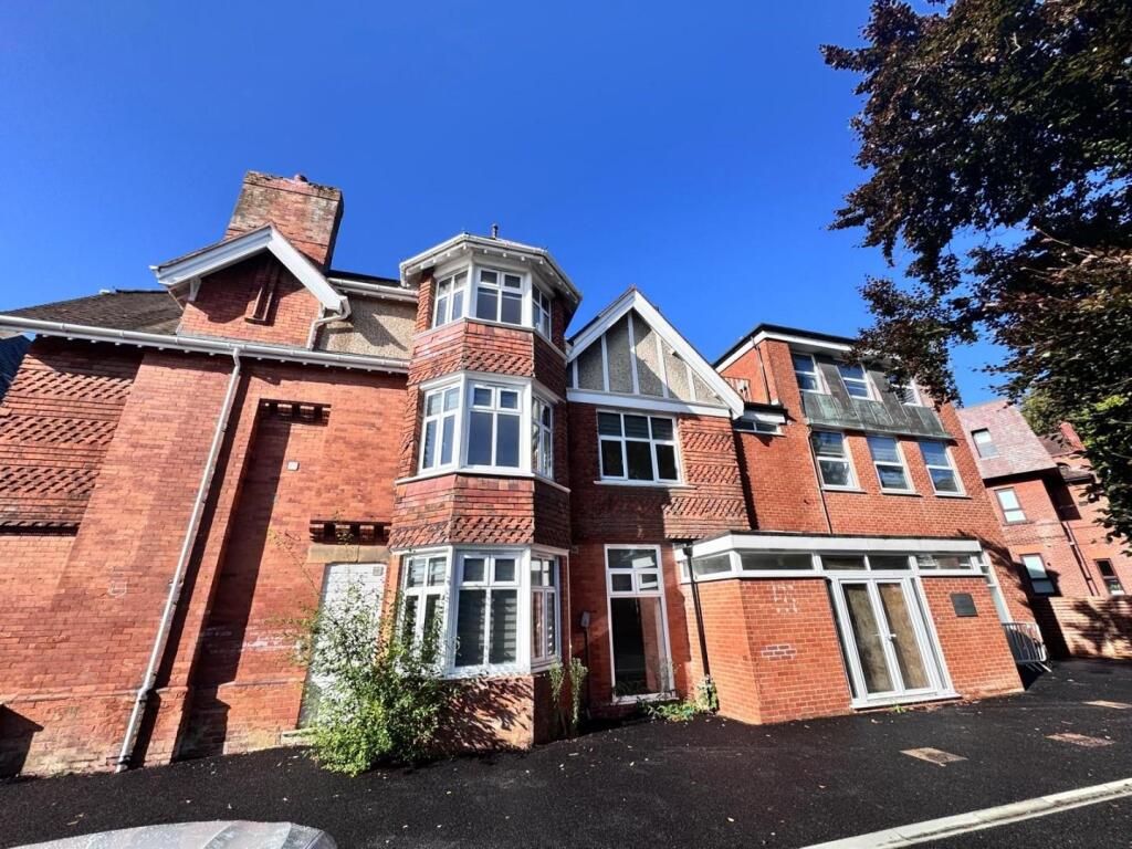 Poole Rd sunny front.jpg