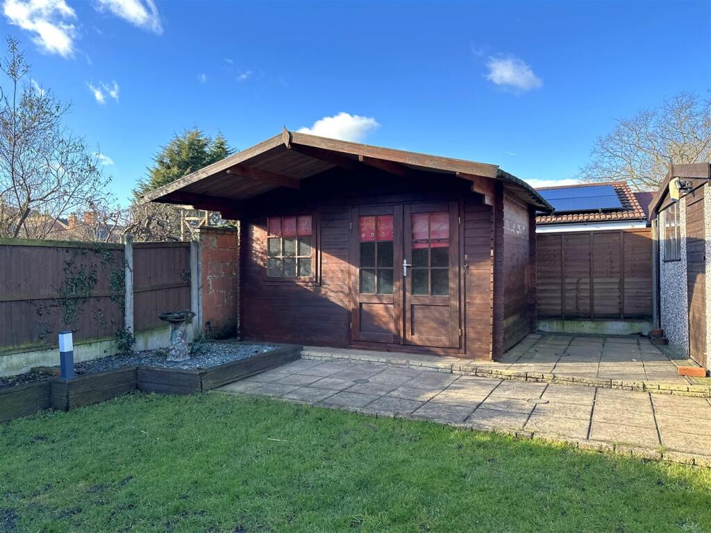 Detached Timber Cabin 245