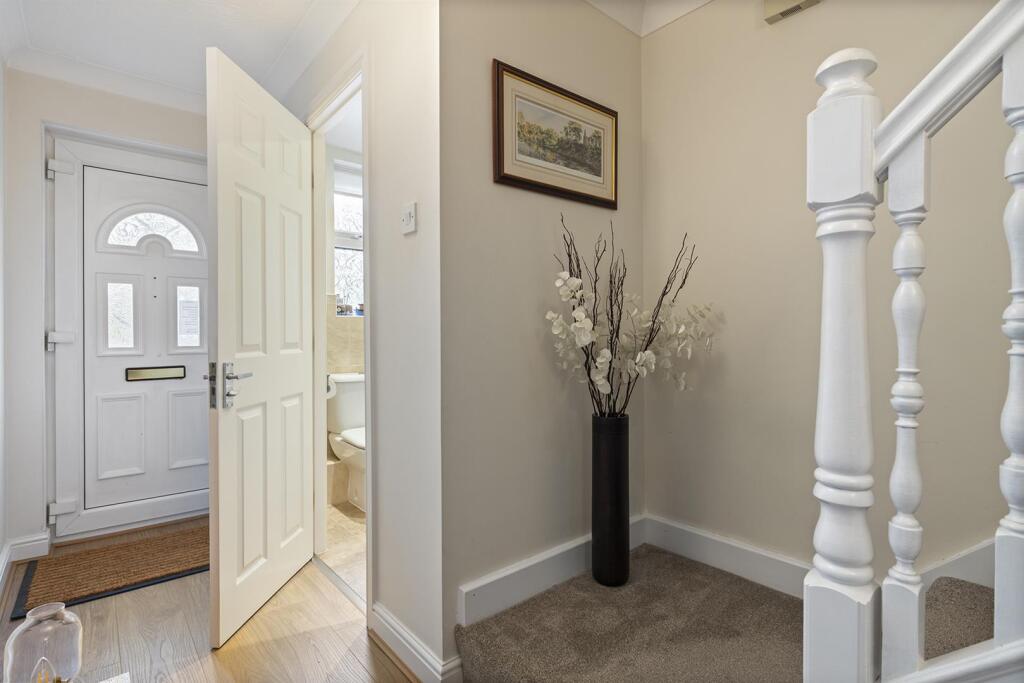 36 Blacksmith Fold, Almondbury 16_297.jpg