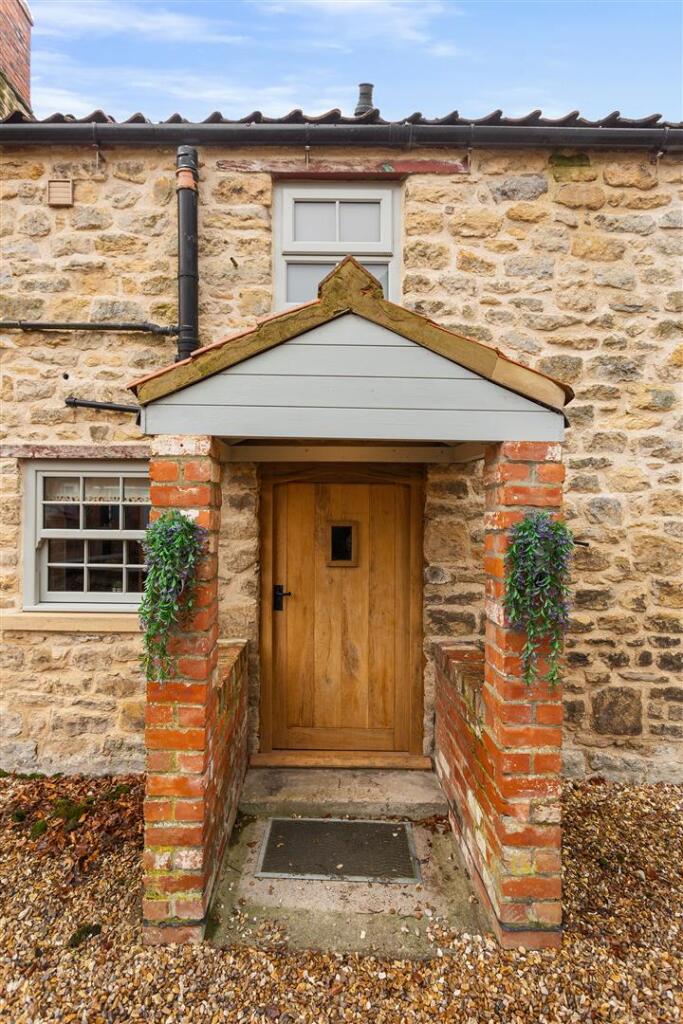 72 Westgate Pickering-21.jpg