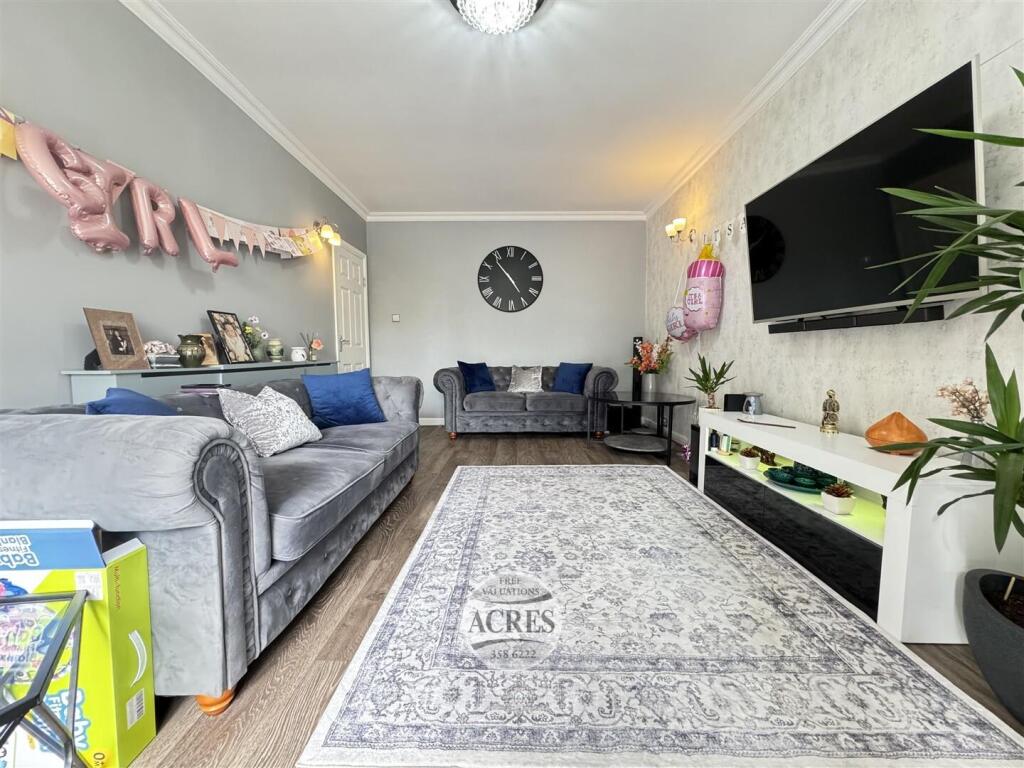 IMG_5543 (Large).jpg