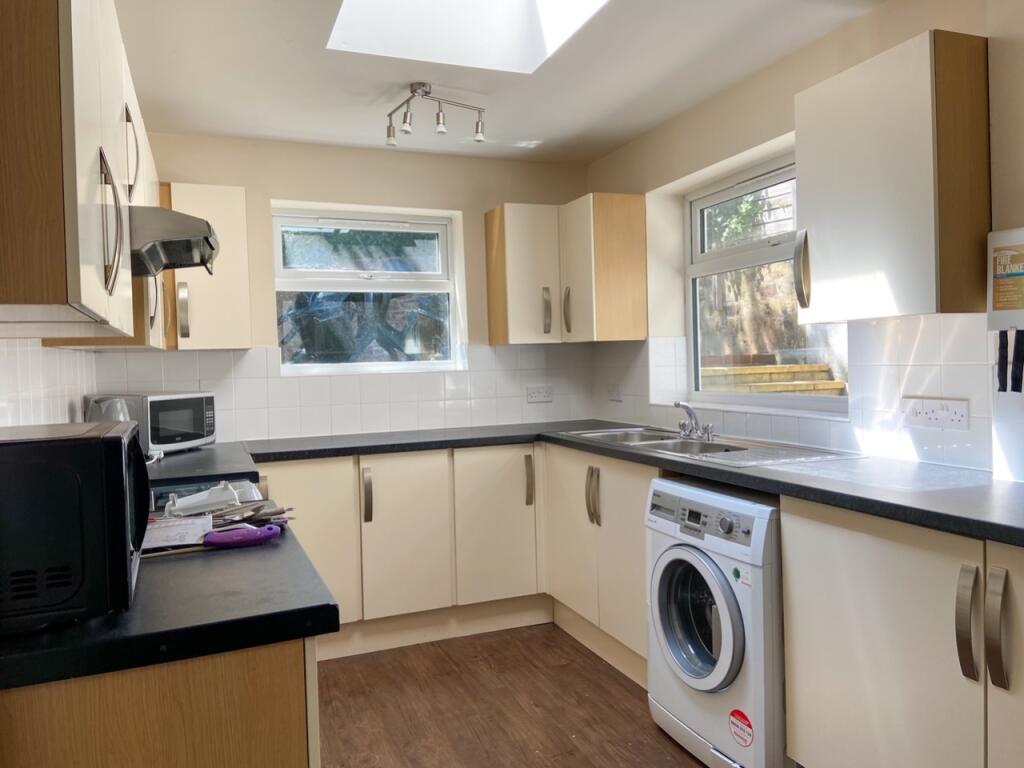 16 Hollingbury Road Kitchen (3)