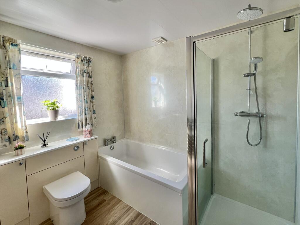 22 St Andrew Drive, Castle Douglas - Williamson an