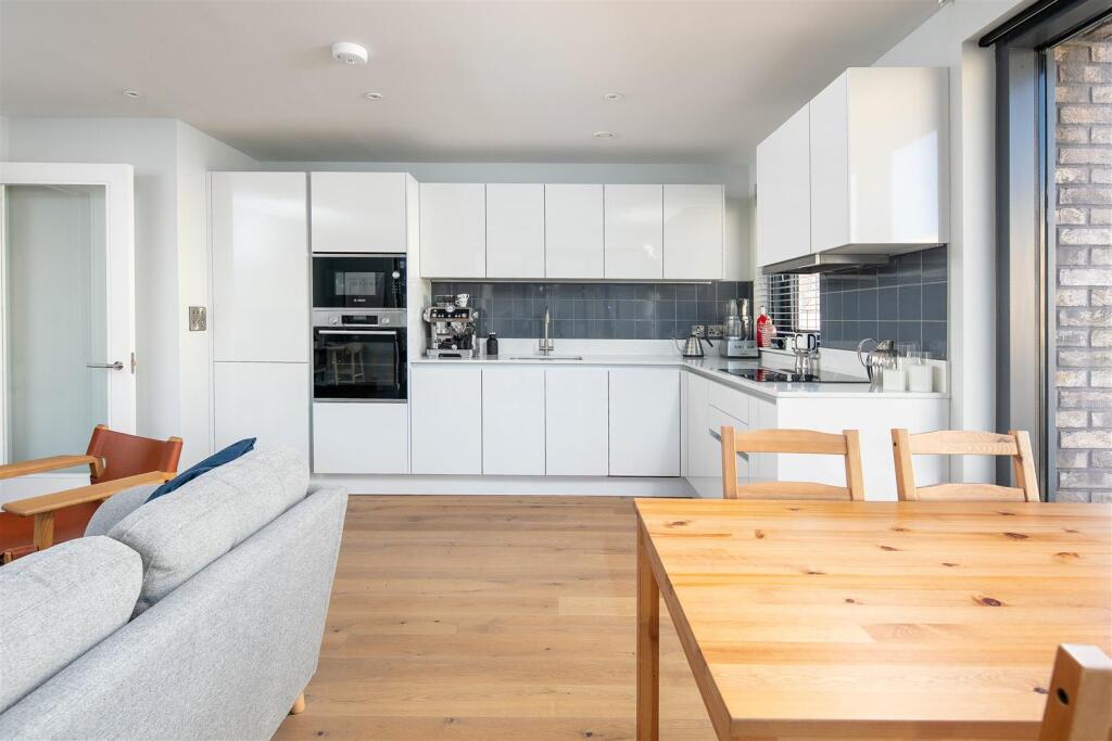 Apartment 15 New Retort House-Kitchen front.jpg