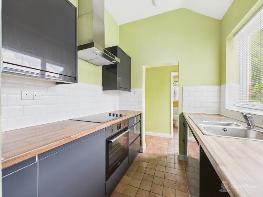 Kitchen- Mark Stephens EweMove Newmarket and Soham