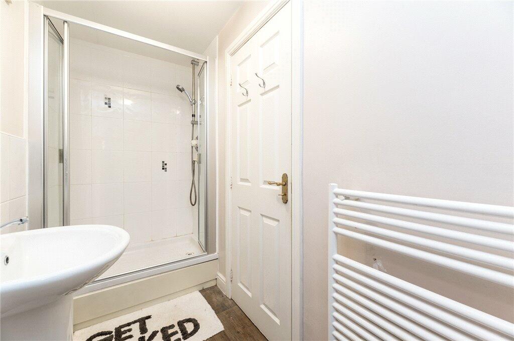 Master En-Suite