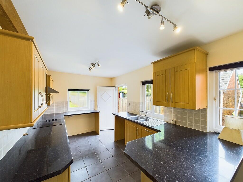 CAM03525G0-PR0090...