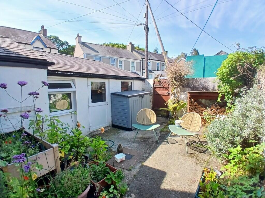 REAR COURTYARD