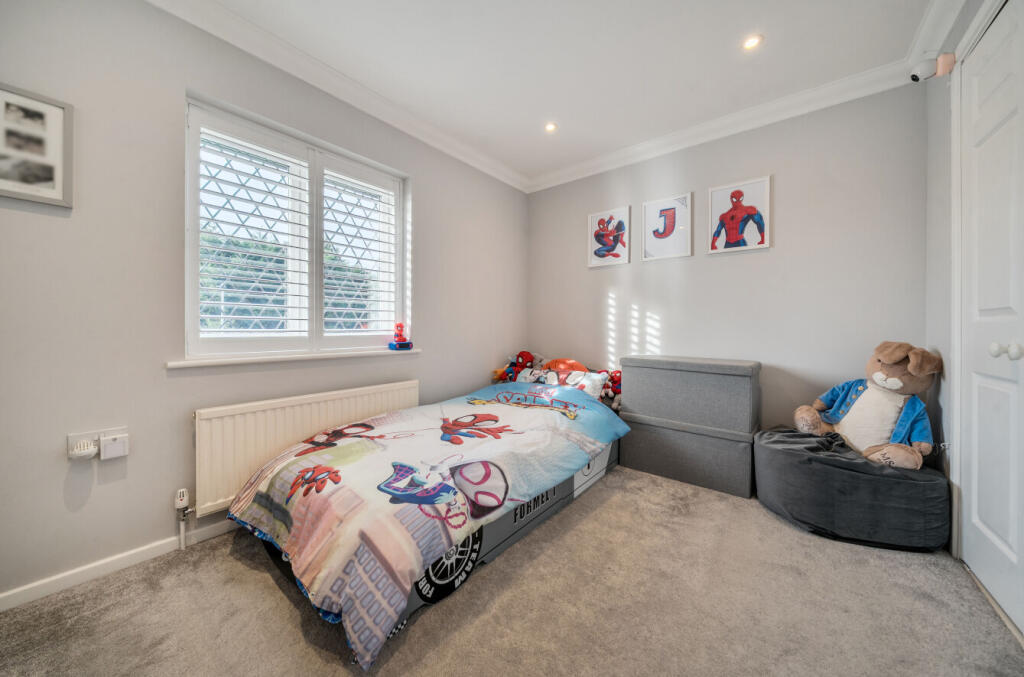 1380491-8-6914ac9...