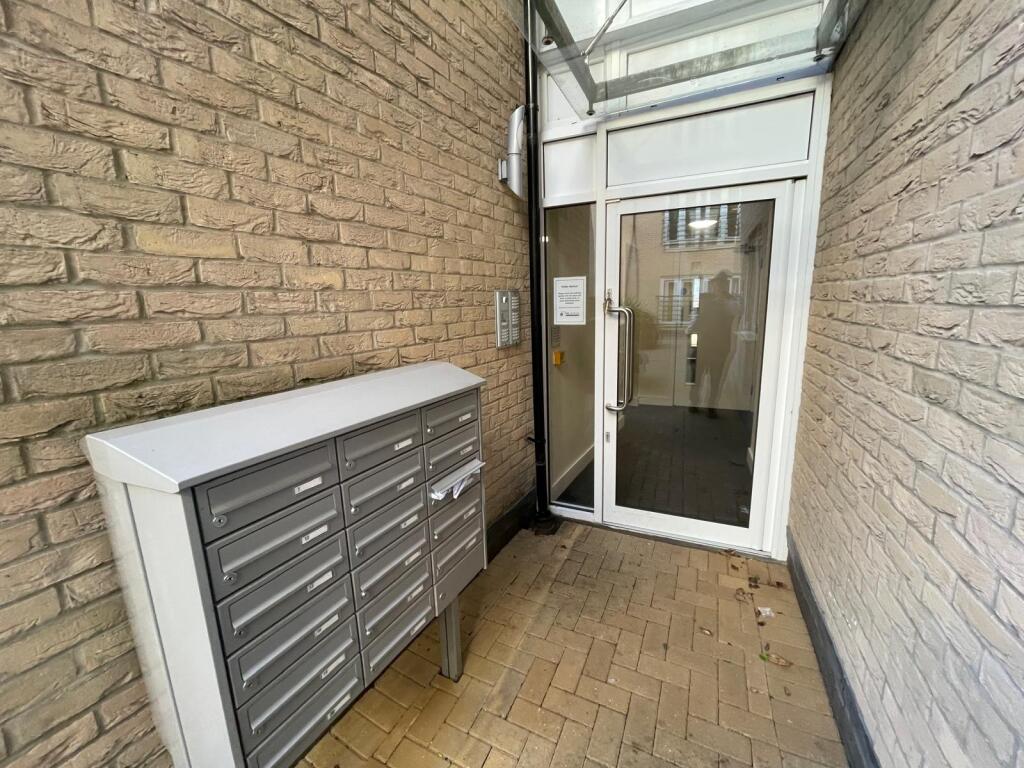 WhatsApp Image 2025-11-17 At 14.02.24 13baf34e T202511171415.jpg