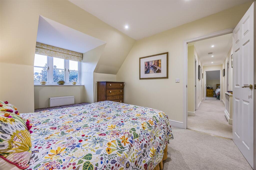 2 Clarendon Close, Denmead-PorticoMarketing-Nexa-4