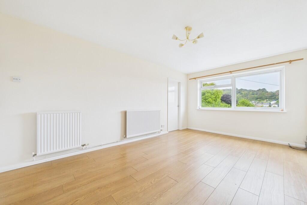 CAM01085G0-PR0629...