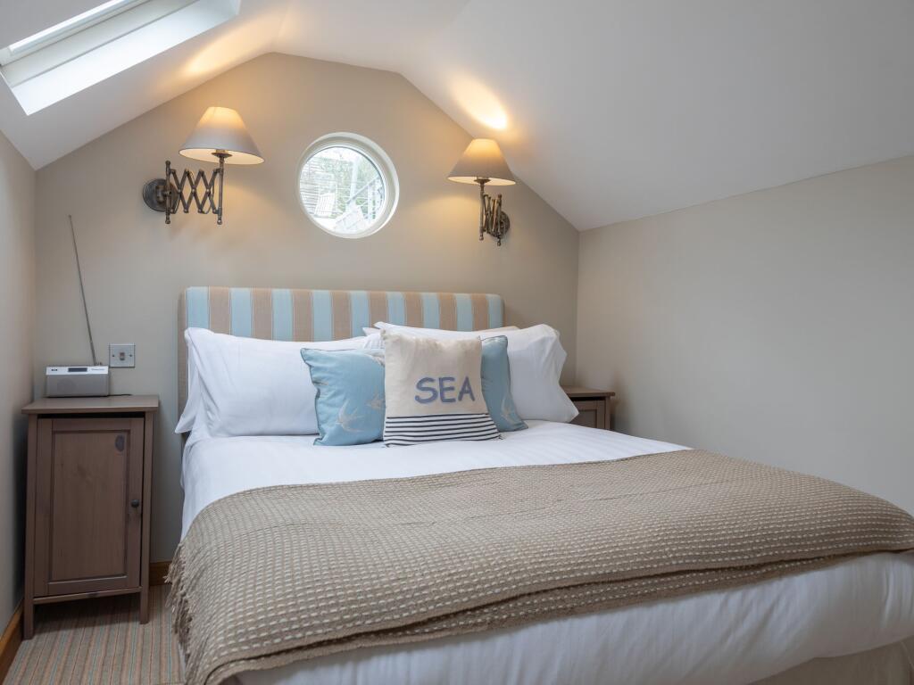 Berry Cotage Bedroom