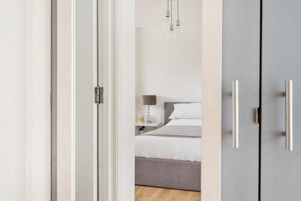 1315385-17-685c084b1