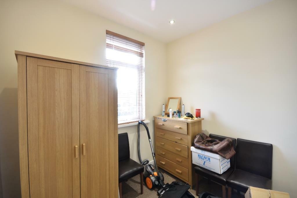 51 Springbank Road3