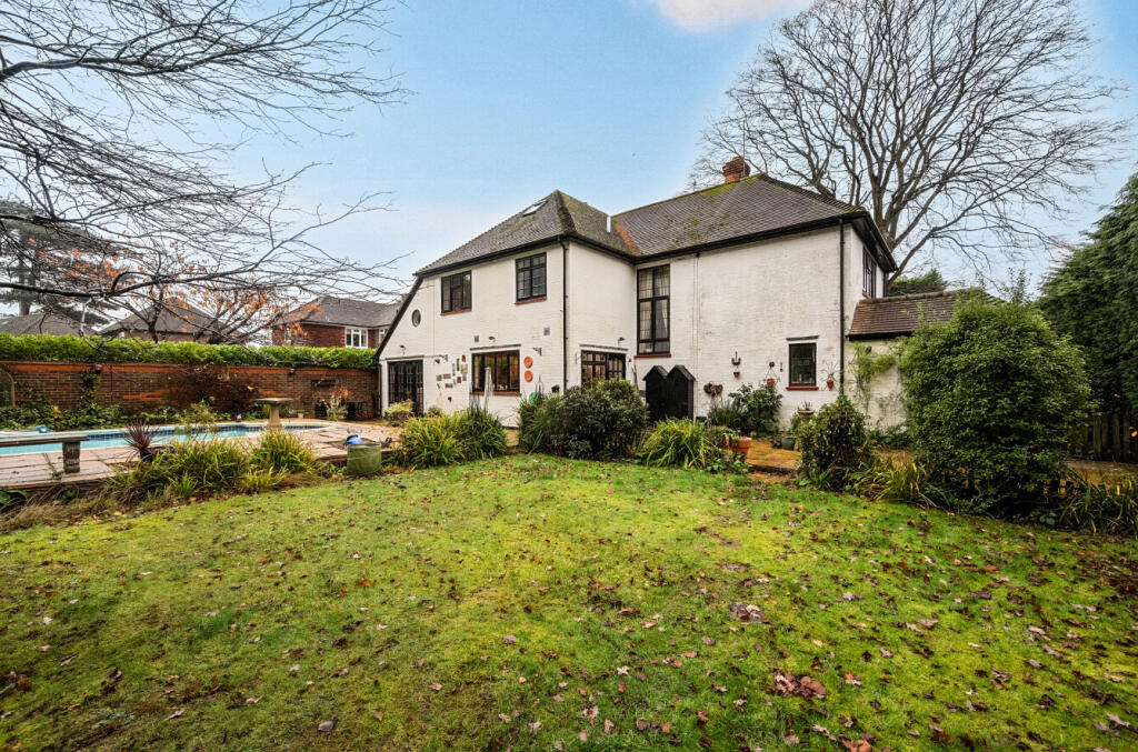 1385762-11-692da4...