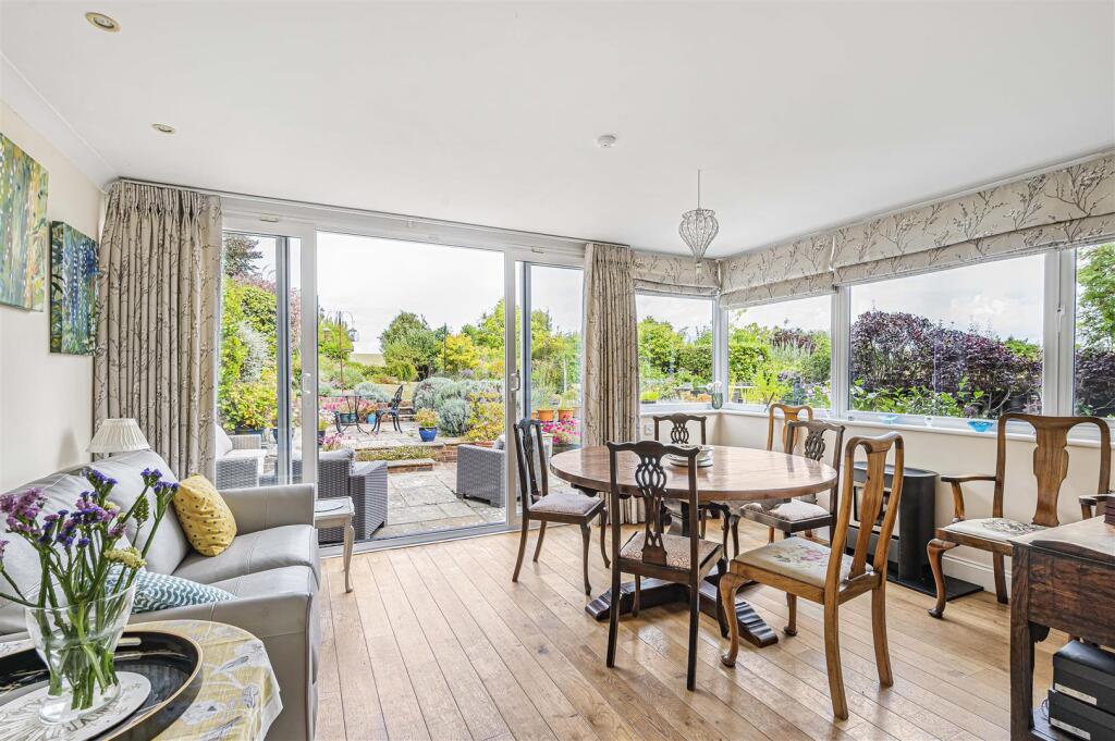 Dining/Garden Room