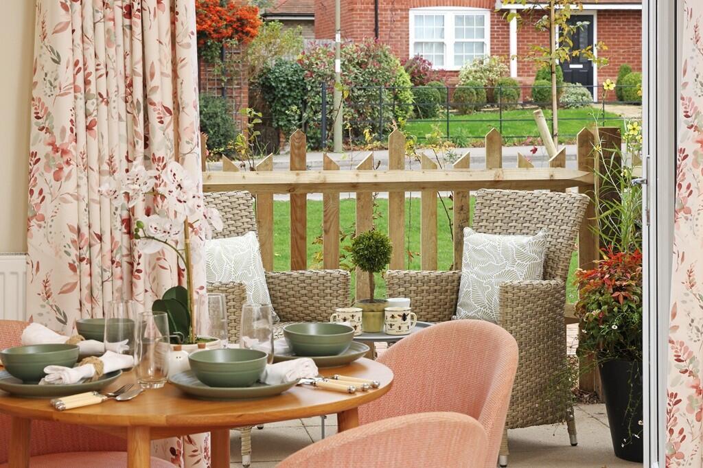 Show home image