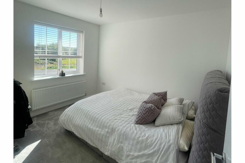 bedroom 3.jpeg