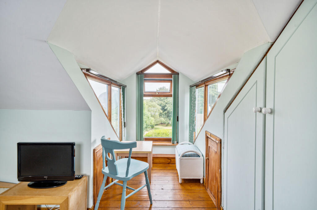 1324712-7-68762e5...