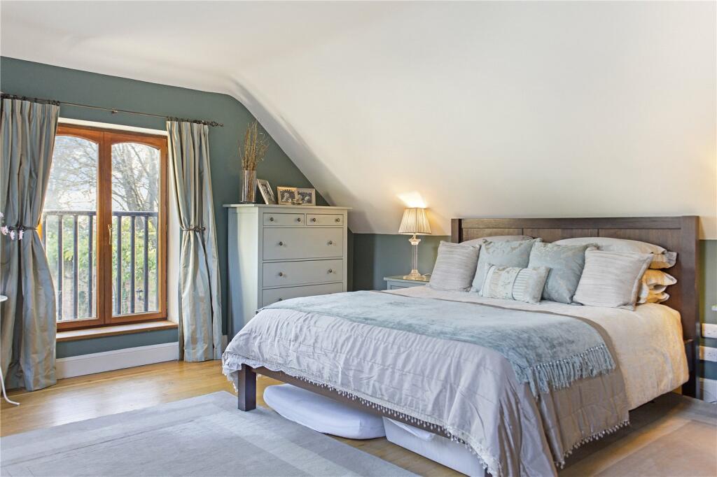 Main Bedroom