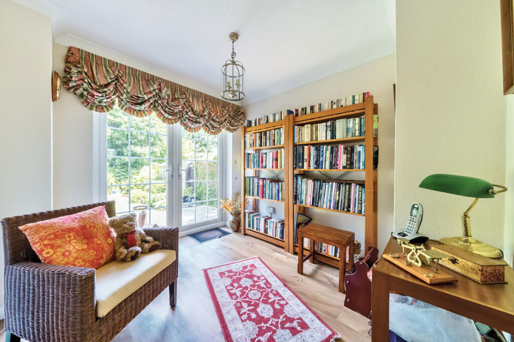 1311668-11-6852a6...