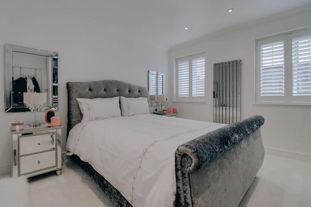 Main bedroom