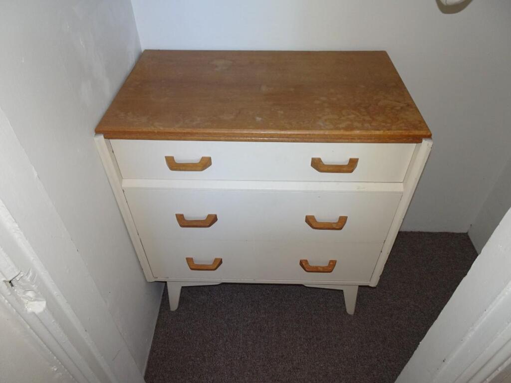 1st Floor rear walk in wardrobe.JPG