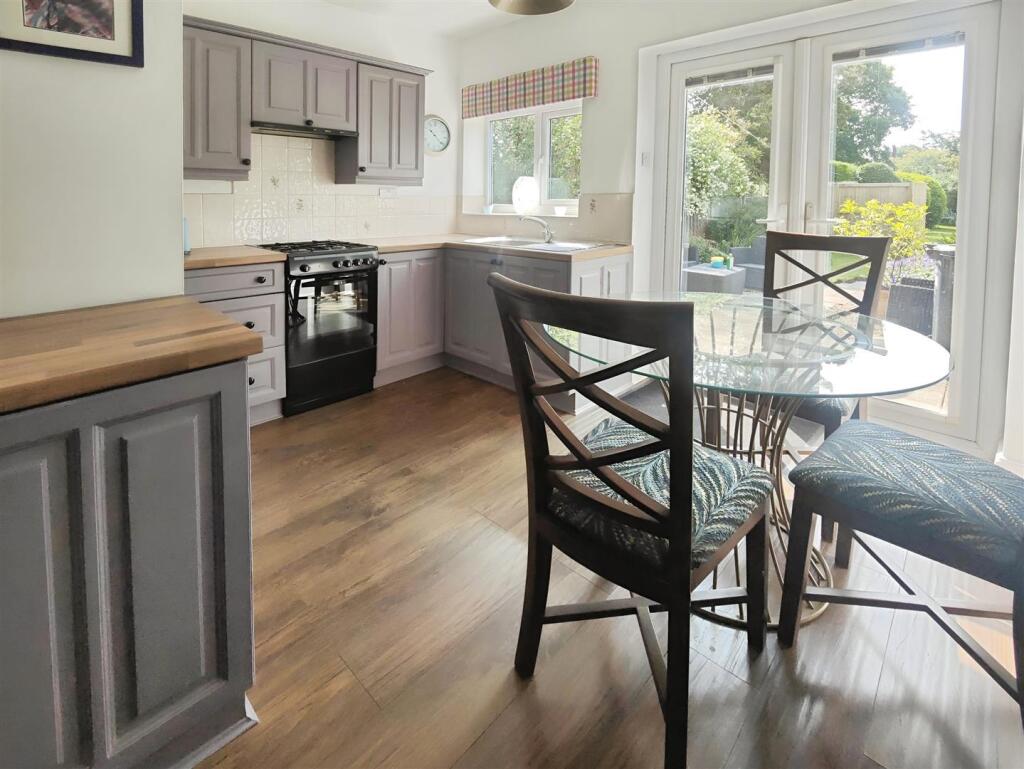 Kitchen Diner