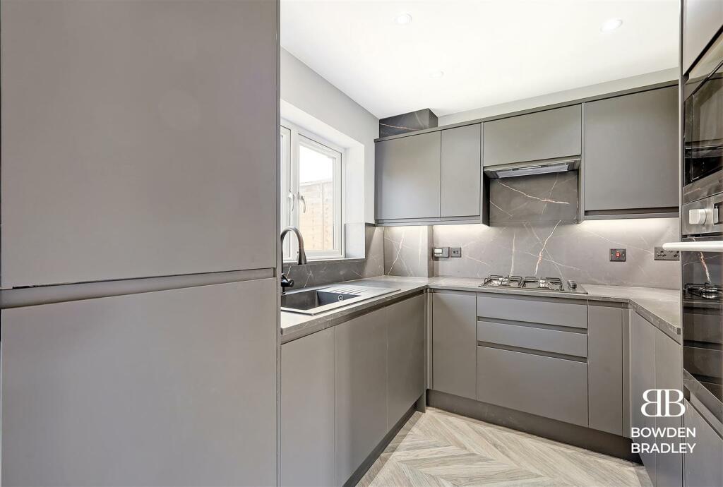 16_img_1944_2 copy.jpg