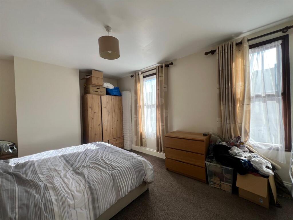 Bedroom.jpg