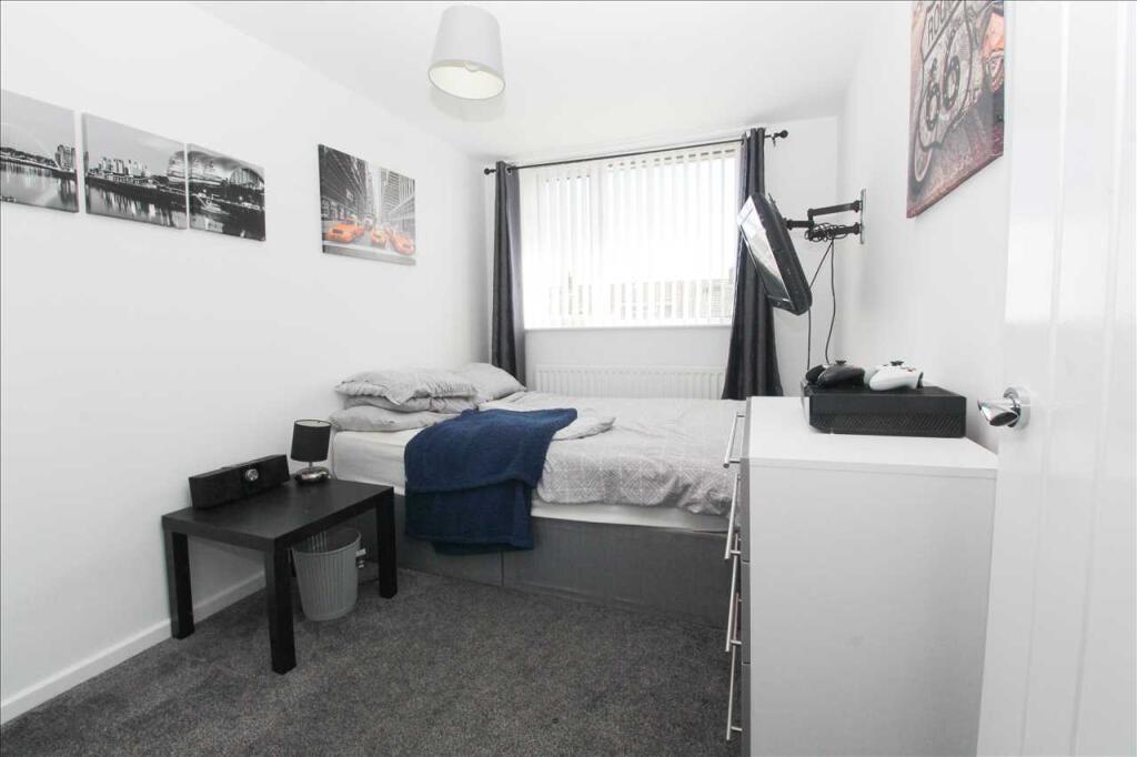 Bedroom 4 ( front )