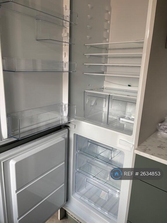 Integrated Fridge Freezer