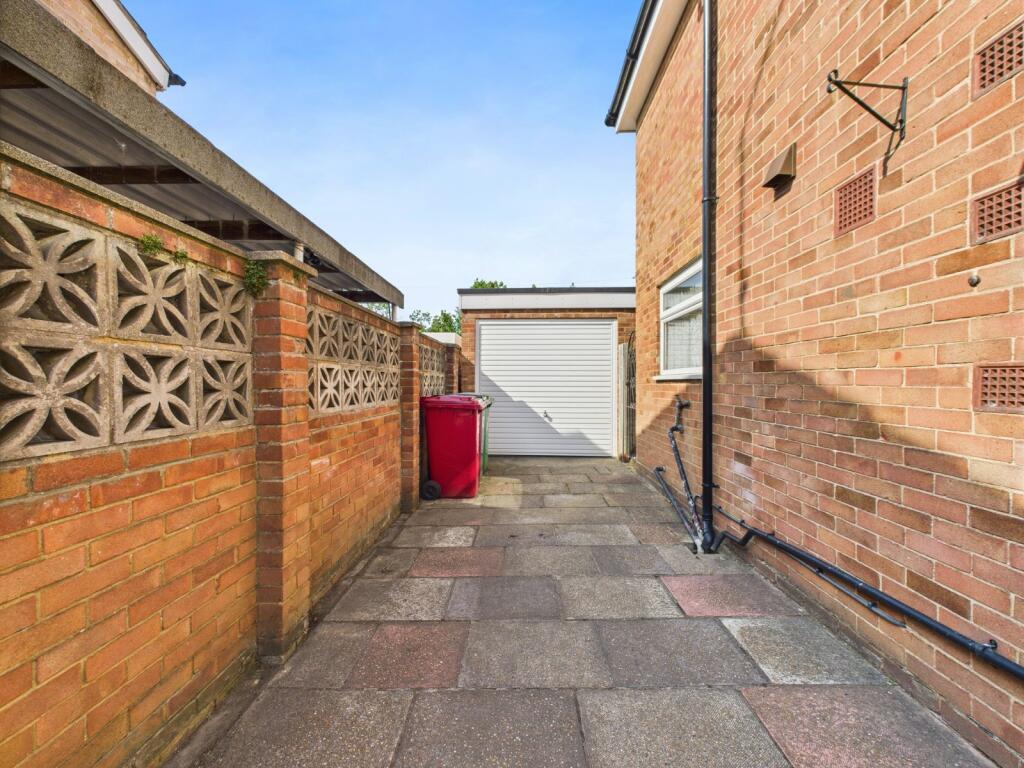 Garage &amp; Driveway