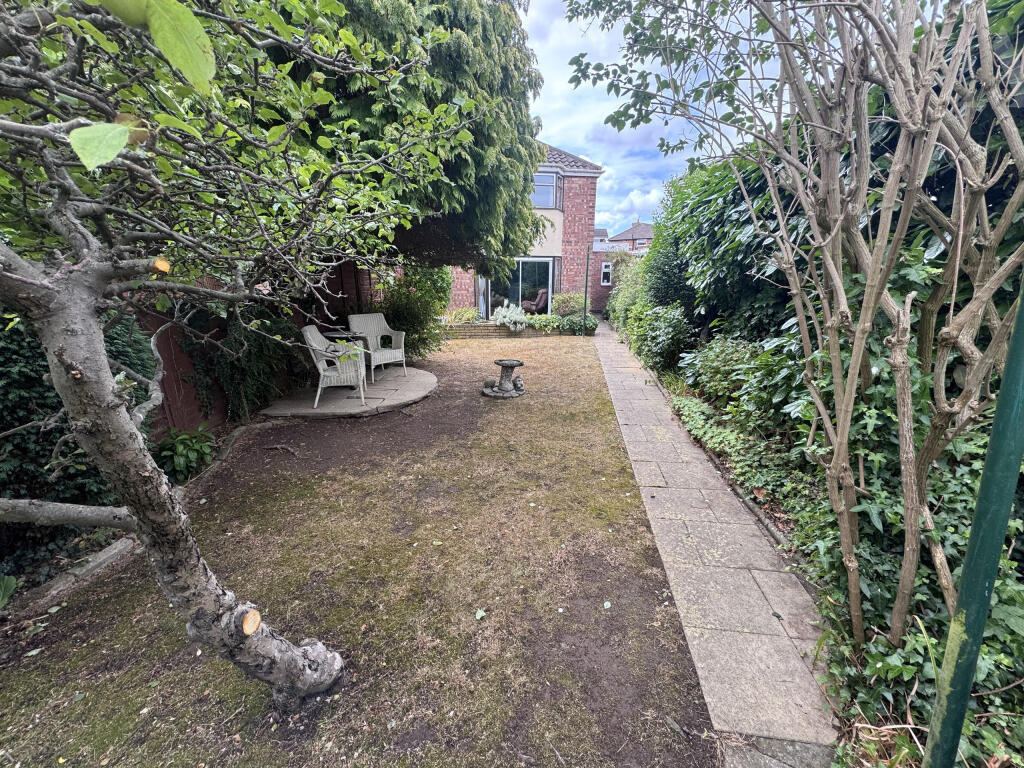 3 Gaydon Road ~garden 2