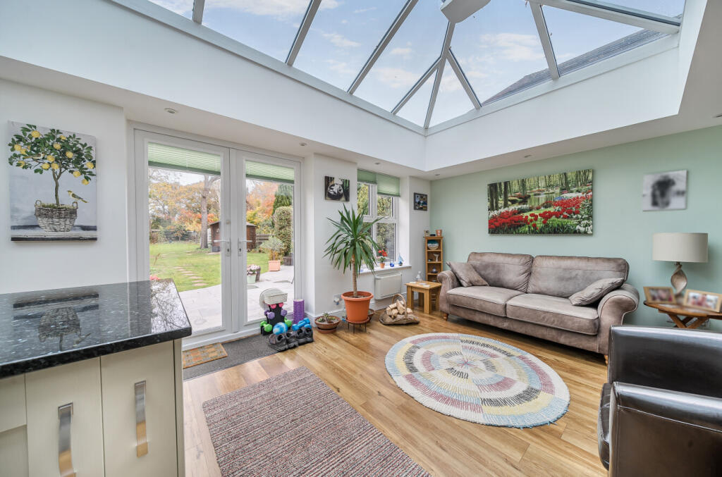 1375827-22-690c9d...