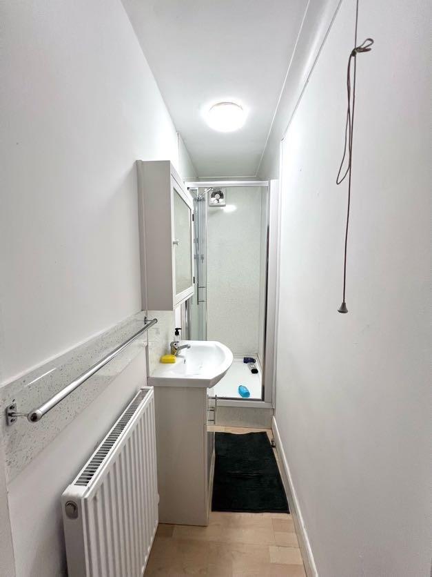 Bathroom Two.jpg