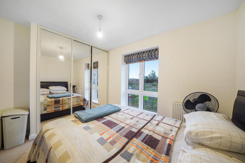 Master bedroom 2