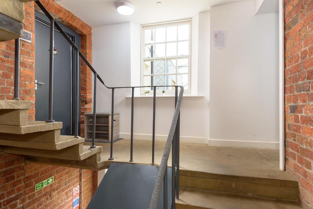 untitled (7 of 18).jpg