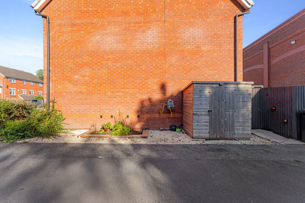 16 Coopers Place-Parking.jpg