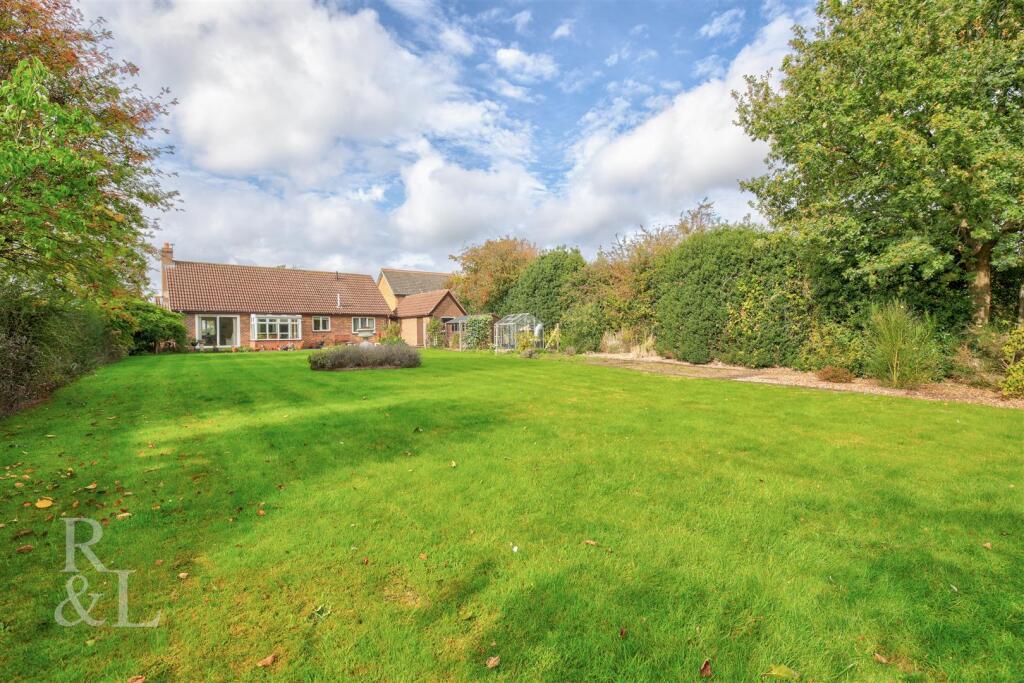 16 Ashby Road (4).jpg